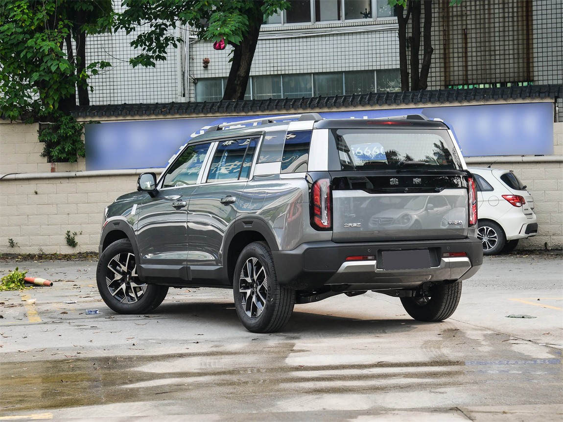 北京越野BJ30 2024款 1.5T 轻野Pro版 19