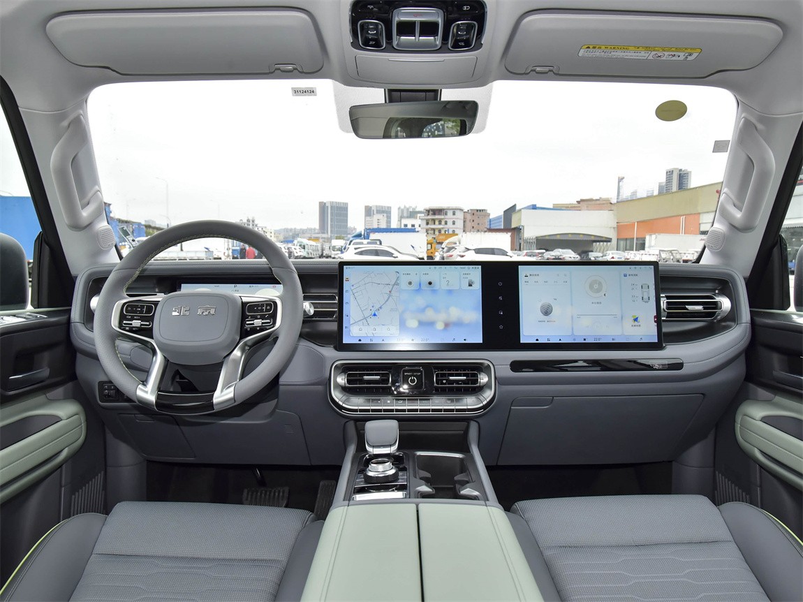 北京越野BJ40 2024款 2.0T 全新城市猎人版 先锋型 14