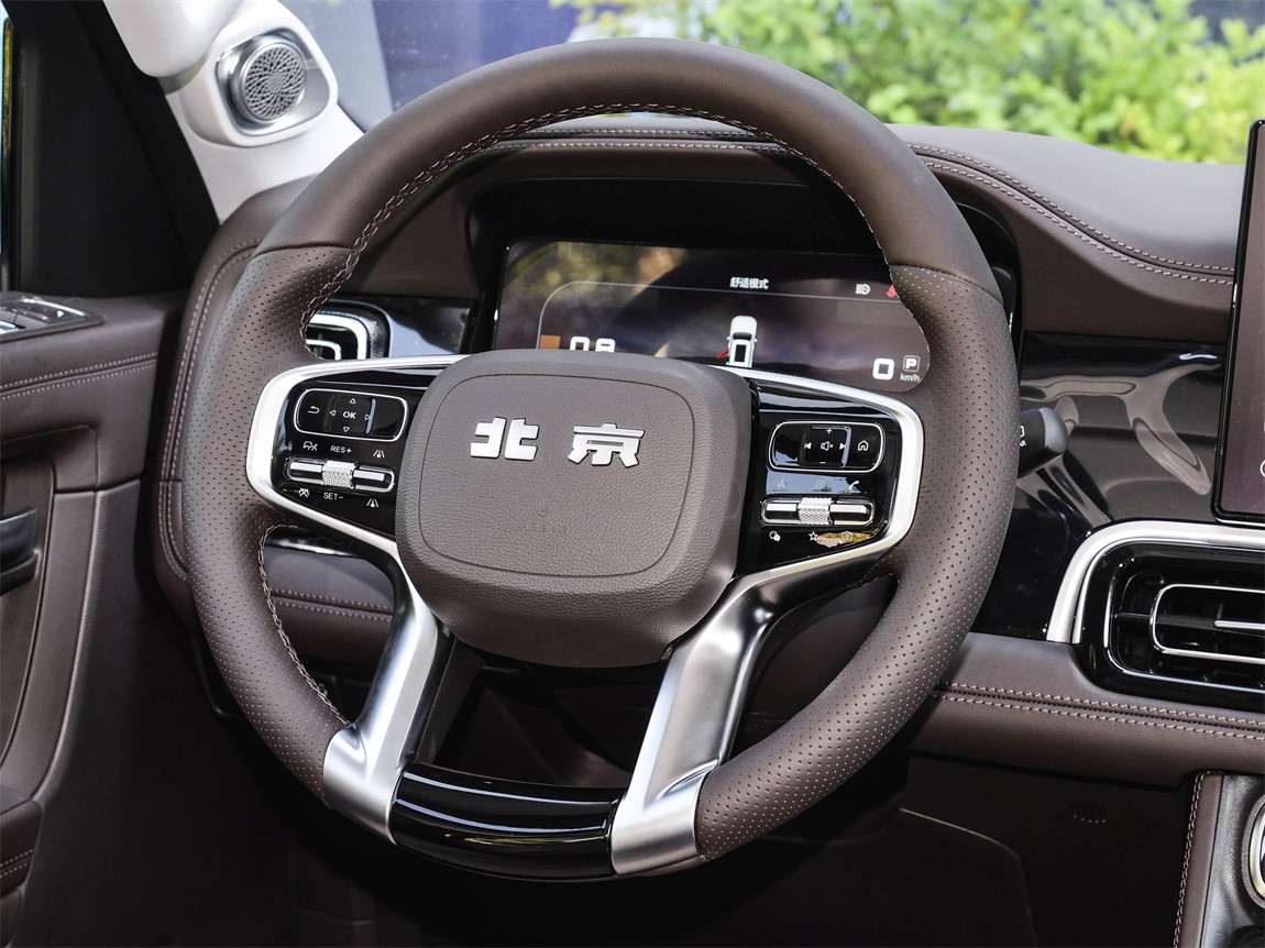 北京越野BJ60 2023款 2.0T 千里版 七座 7
