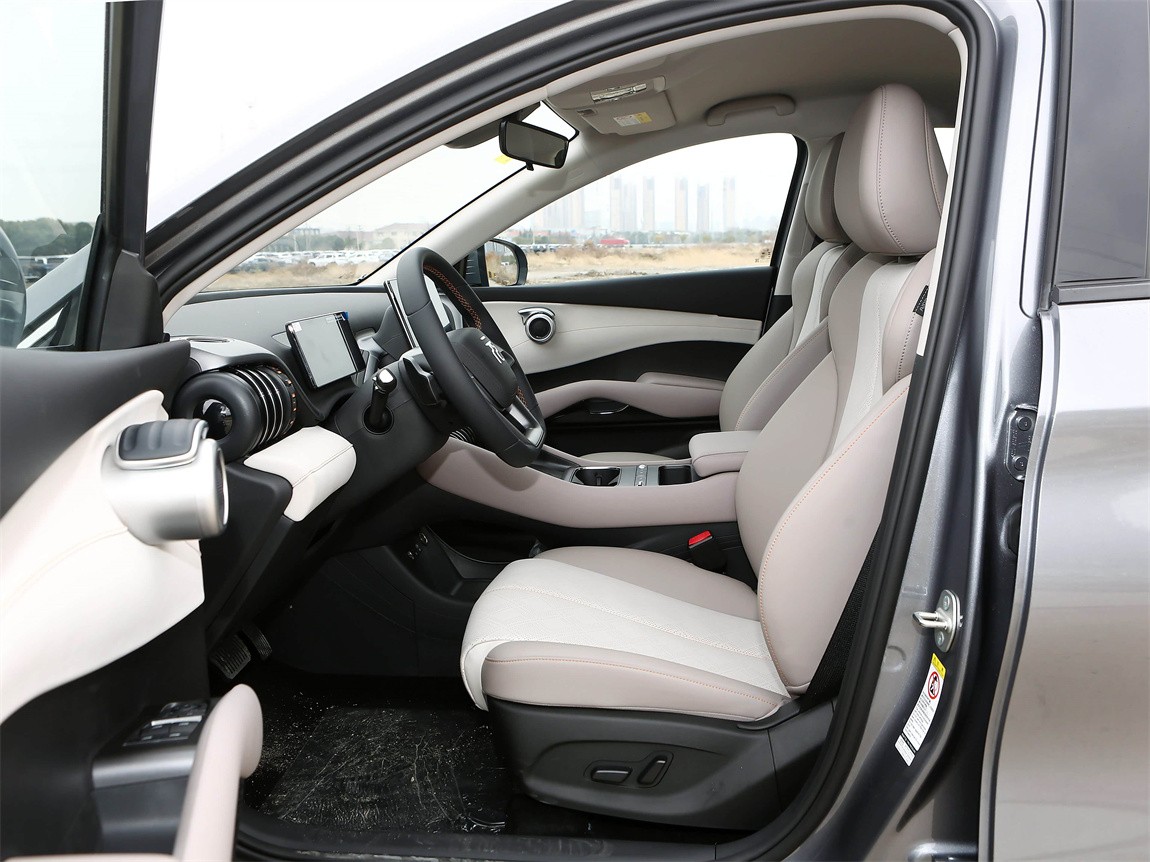 比亚迪 元PLUS 2025款 智驾版 430KM 领先型 11