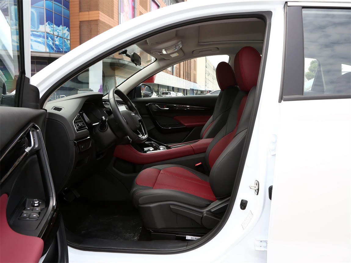 东风风神AX7 2023款 马赫版 1.5T DCT 冠军传奇版 11