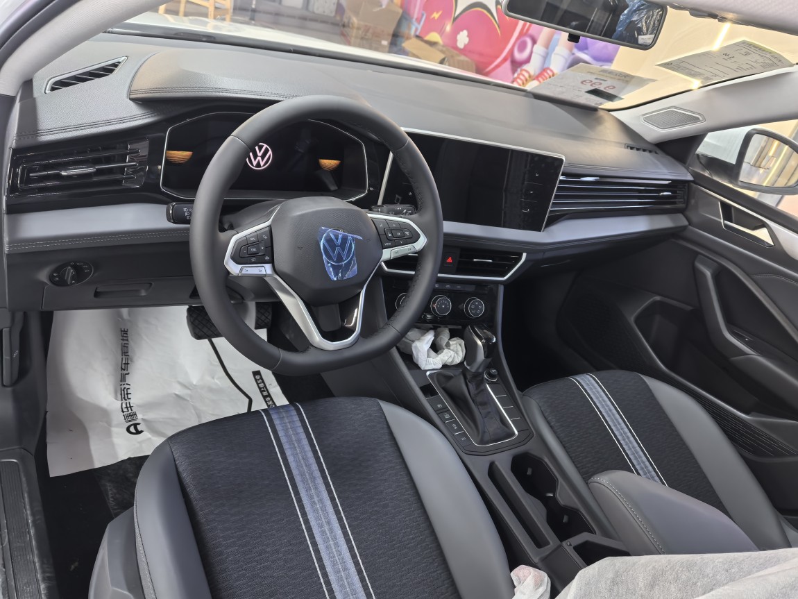 大众 速腾 2025款 300TSI DSG飞越版 5