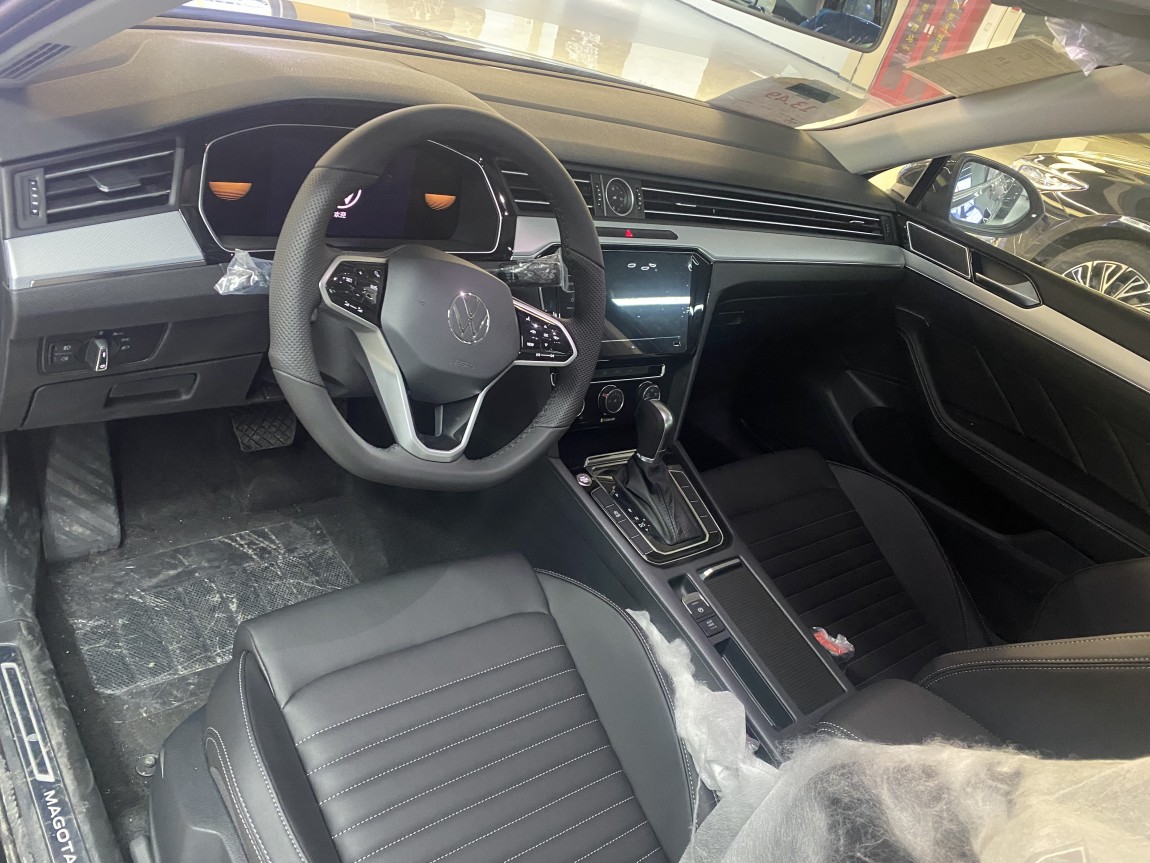 大众 迈腾 2025款 众享款 280TSI DSG舒适型 4