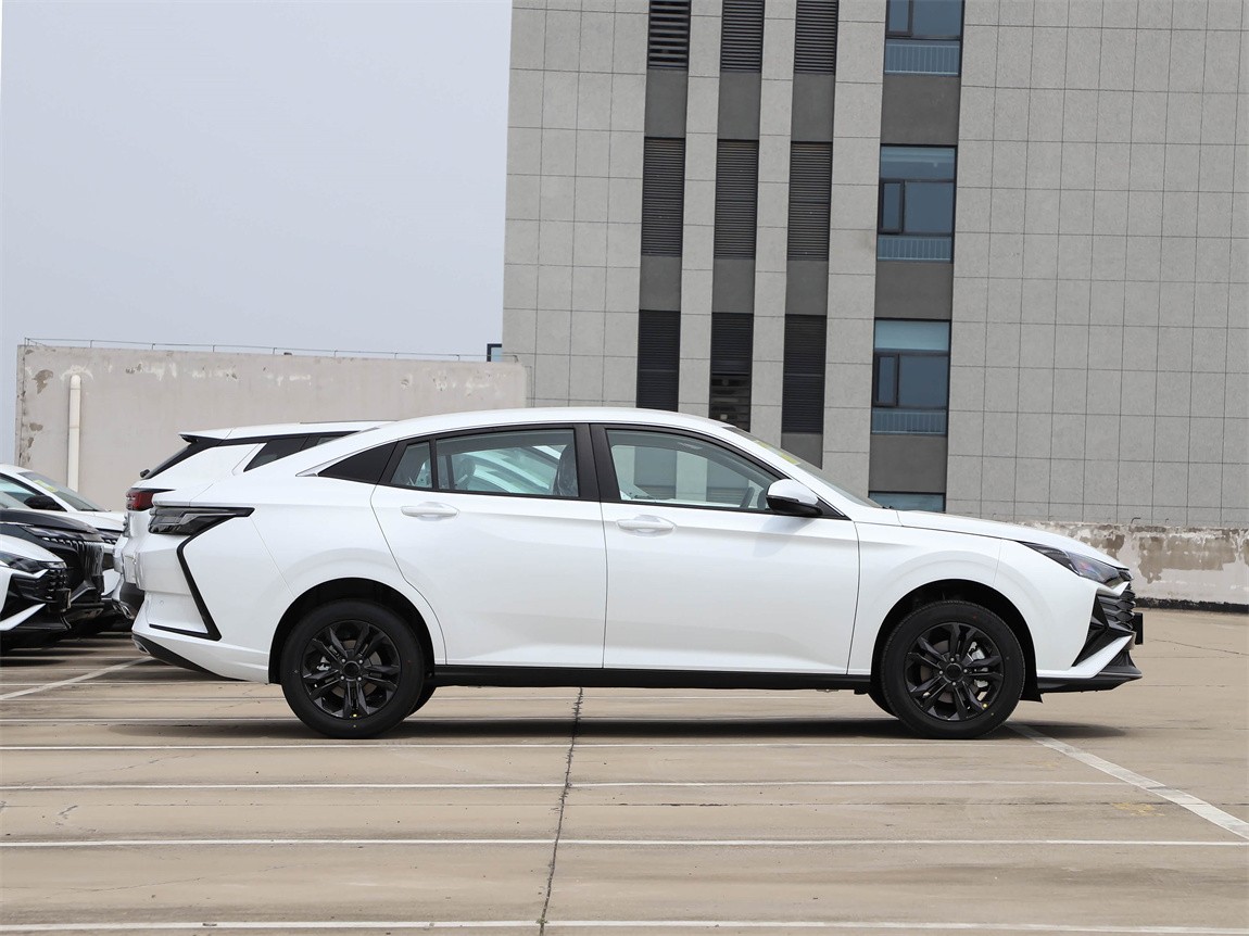东风风神 奕炫 2025款 1.5L 自动豪华型 17