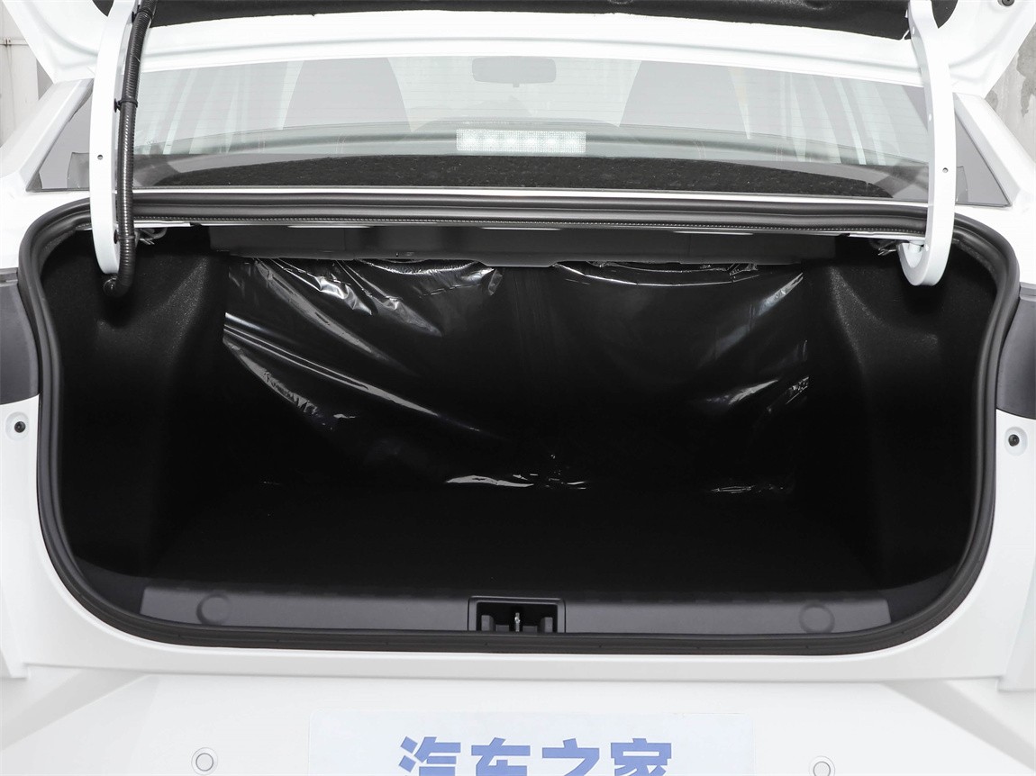 东风风神 奕炫 2025款 1.5L 自动豪华型 23