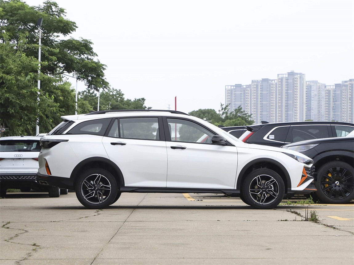 东风风神 奕炫GS 2025款 马赫版 1.5L 自动星耀版 17