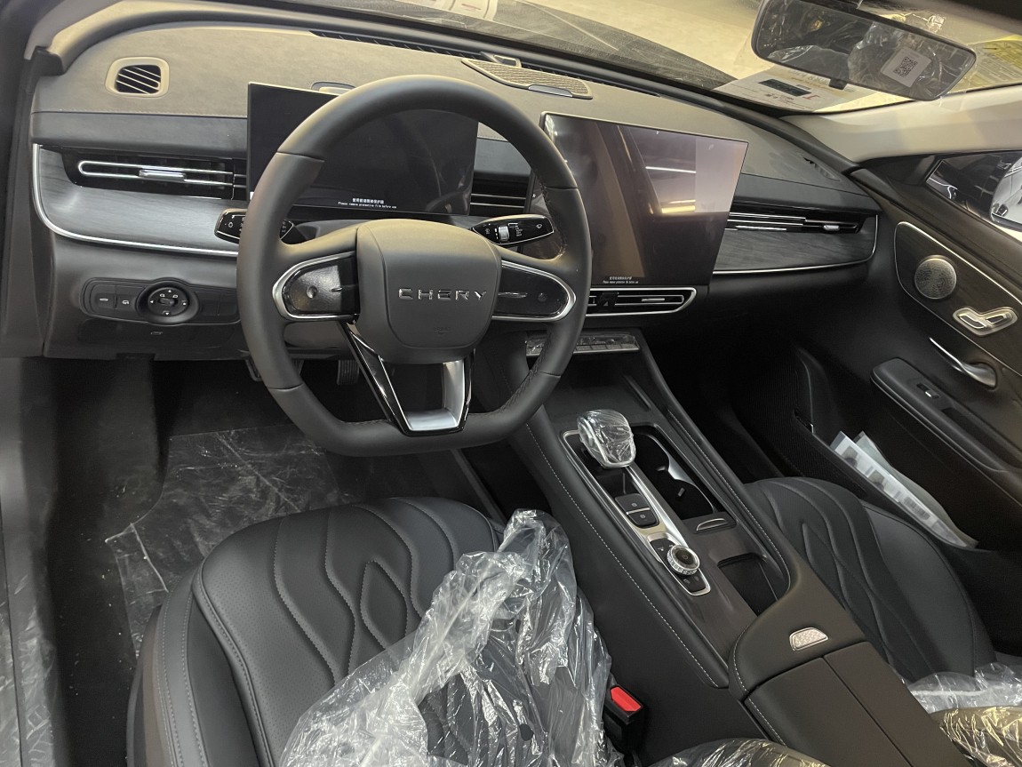 奇瑞 艾瑞泽8 PRO 2025款 Pro 1.6T 豪华型 5