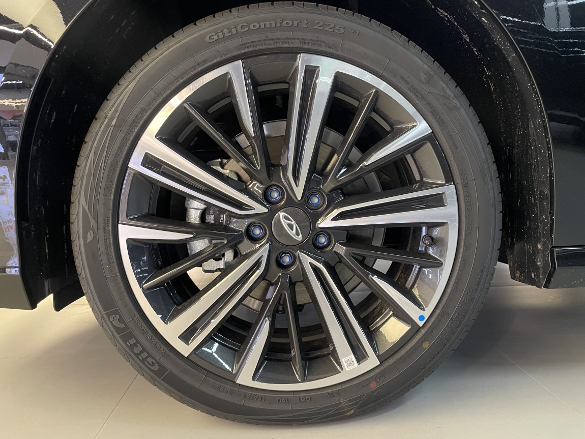 奇瑞 艾瑞泽8 PRO 2025款 Pro 1.6T 豪华型 10
