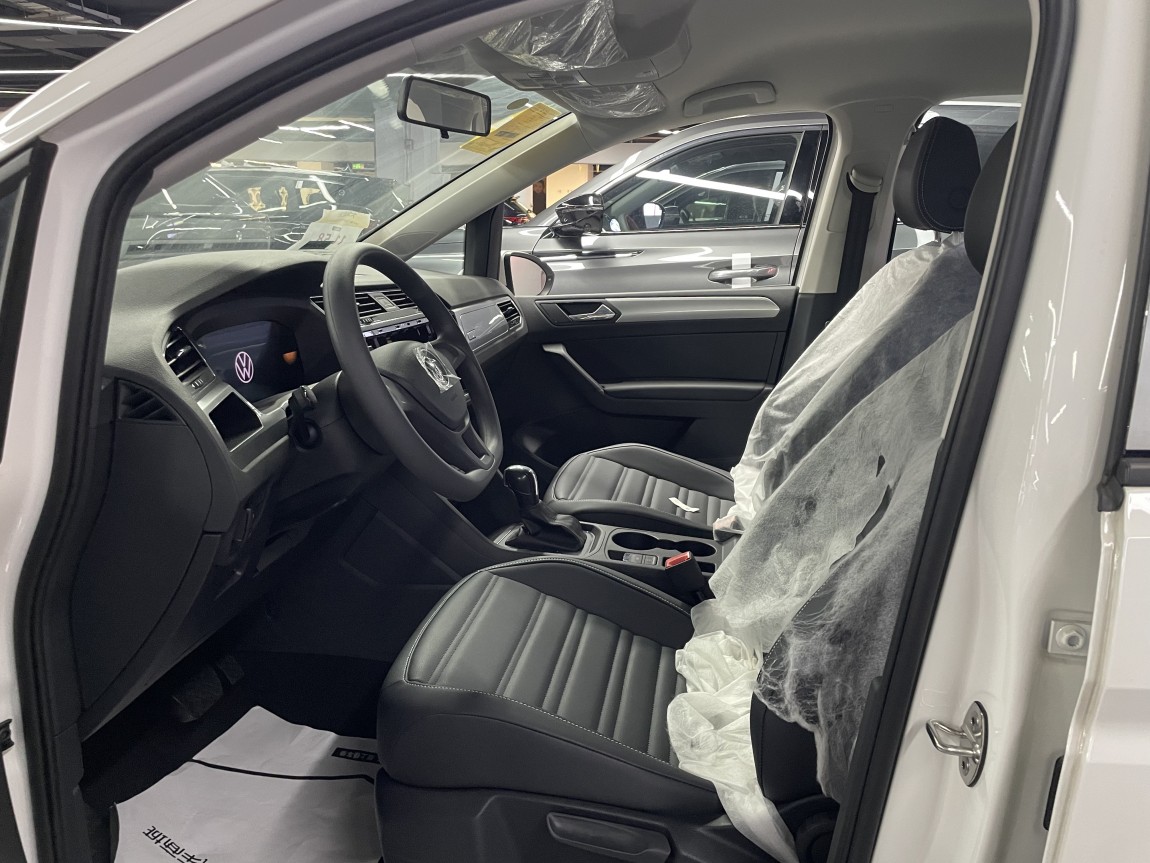 大众 途安 2021款 途安L 280TSI DSG风尚版 7座 4