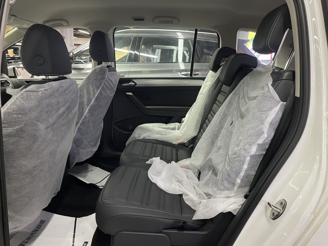 大众 途安 2021款 途安L 280TSI DSG风尚版 7座 5