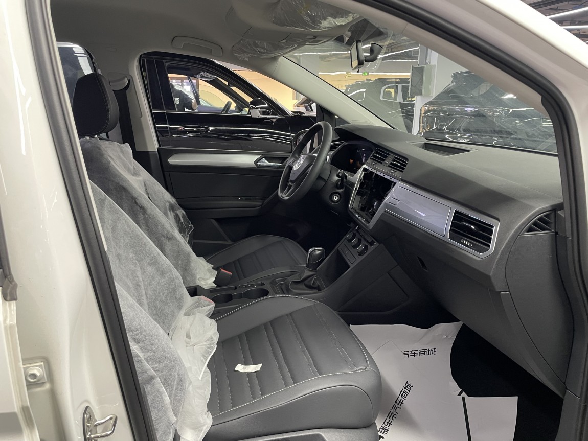 大众 途安 2021款 途安L 280TSI DSG风尚版 7座 7