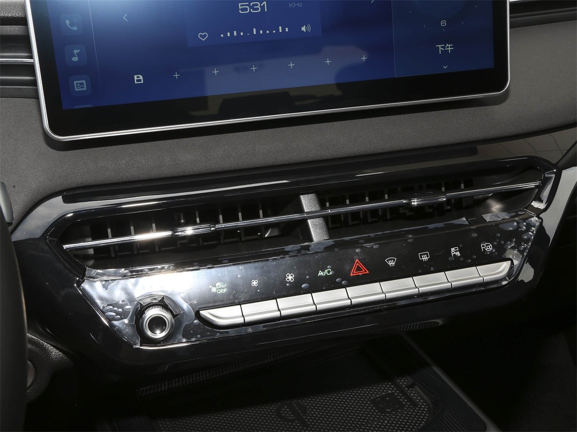 哈弗赤兔 2023款 1.5T 领航型 9