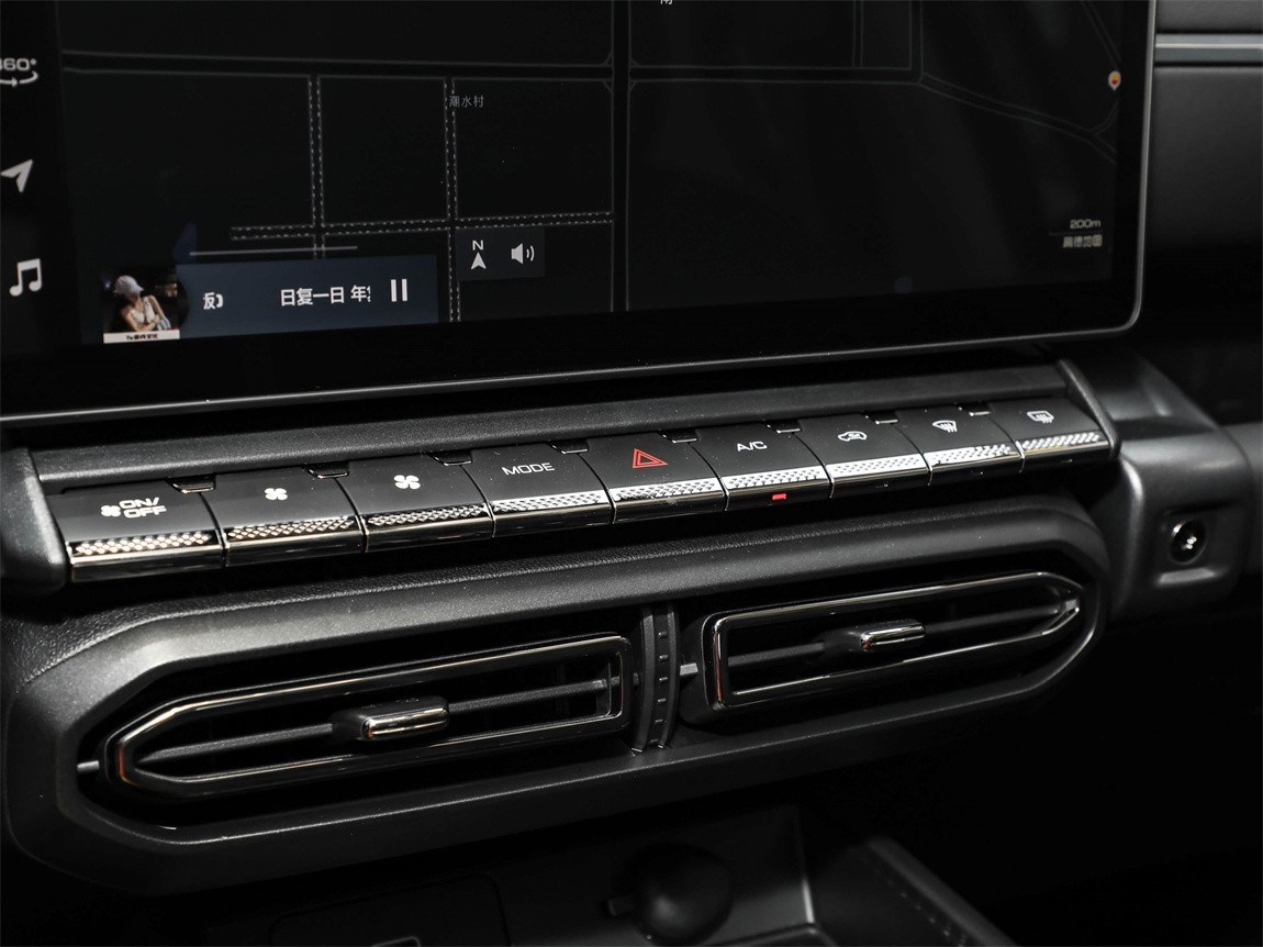 哈弗大狗 PLUS 新能源 2023款 DHT-PHEV 50km 潮电版 9