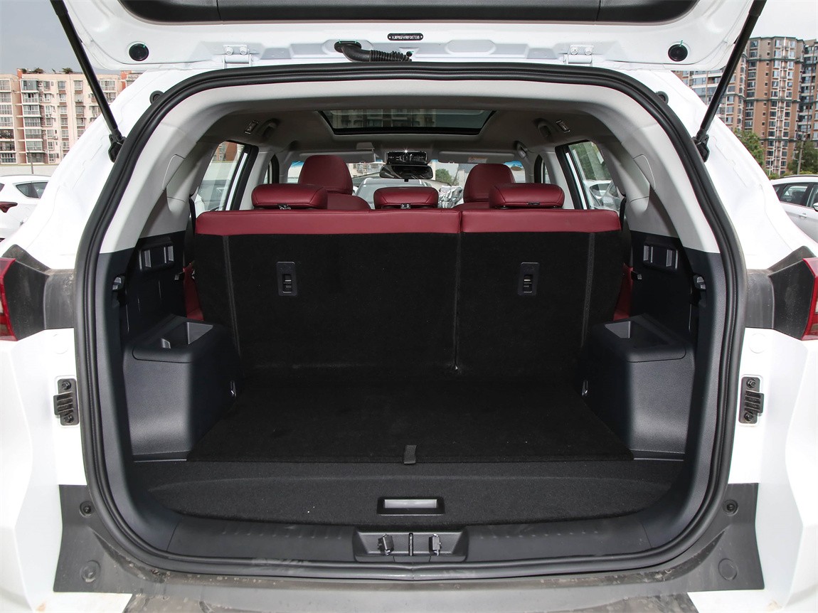 捷途X70 2024款 1.5T 手动荣耀版 5座 21