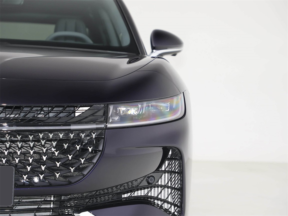 岚图追光 2024款 PHEV 四驱超长续航行政版 4