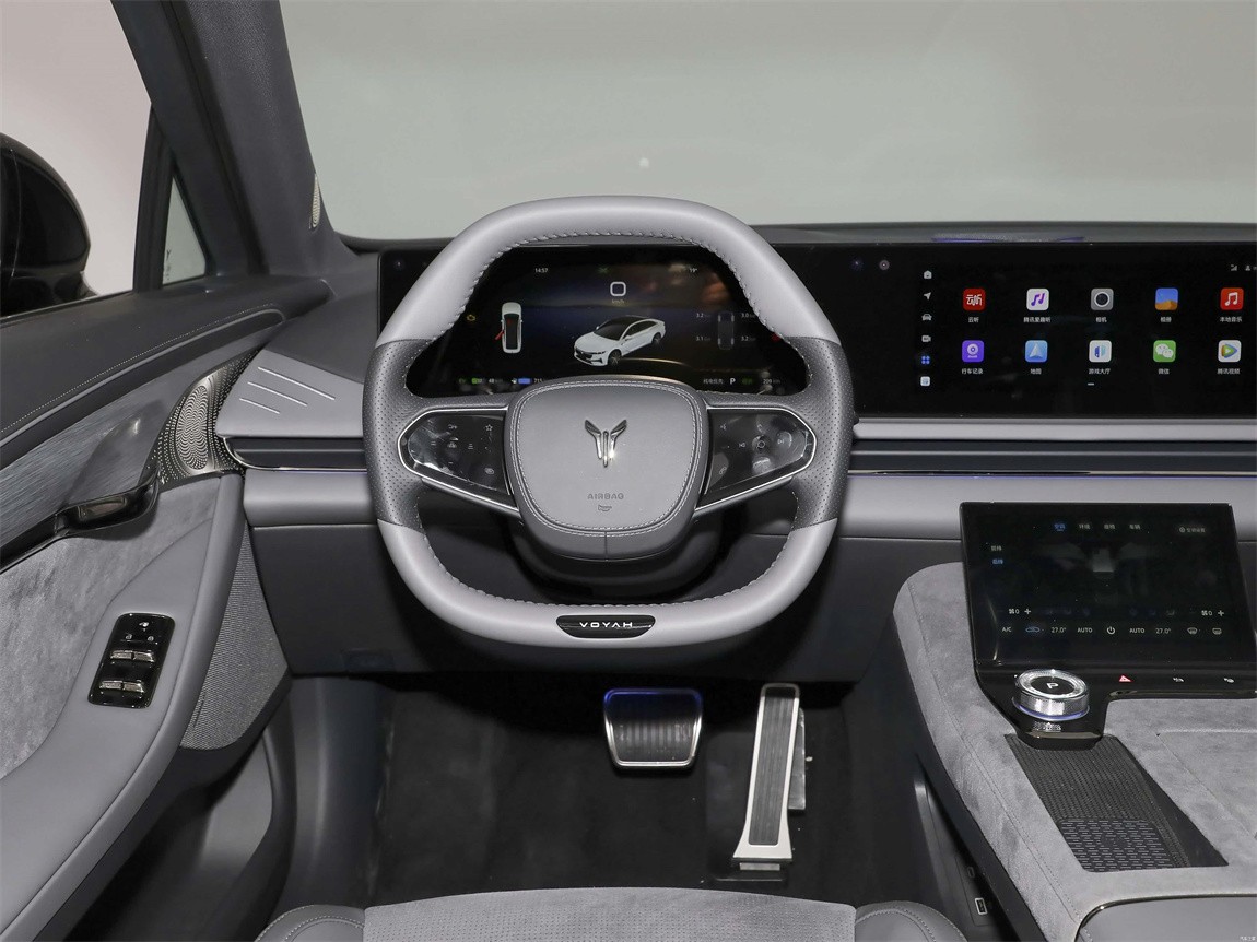 岚图追光 2024款 PHEV 四驱超长续航行政版 7