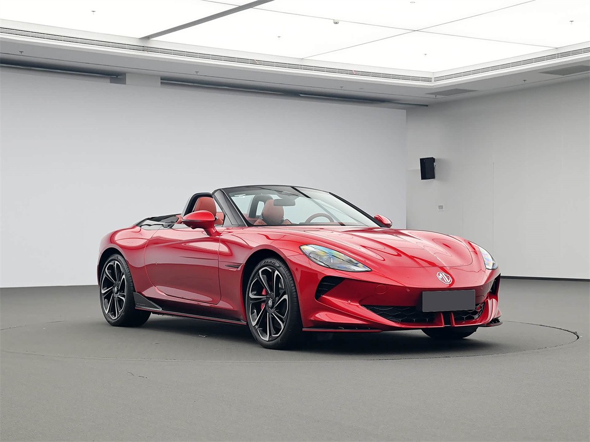 名爵 MG Cyberster 2024款 520km 传奇四驱版 3