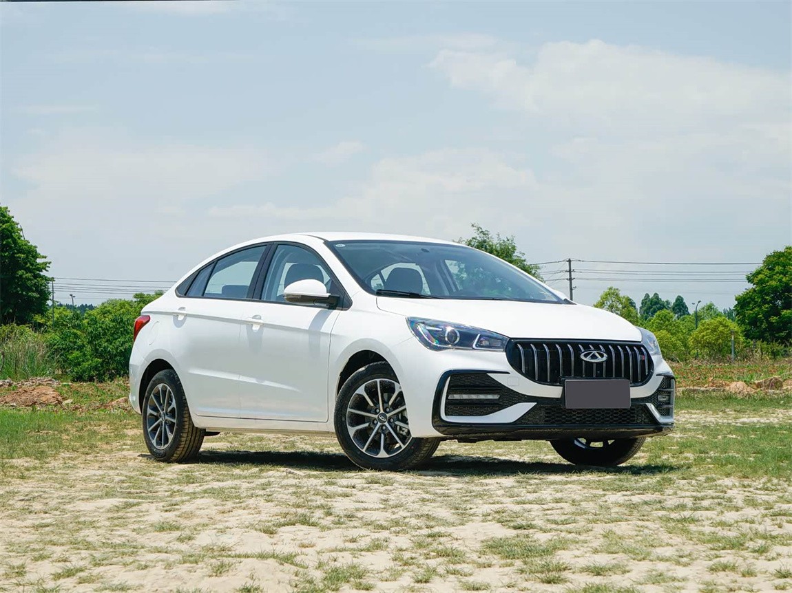 奇瑞 艾瑞泽5 2025款 卓越版 1.5L CVT风尚型 3