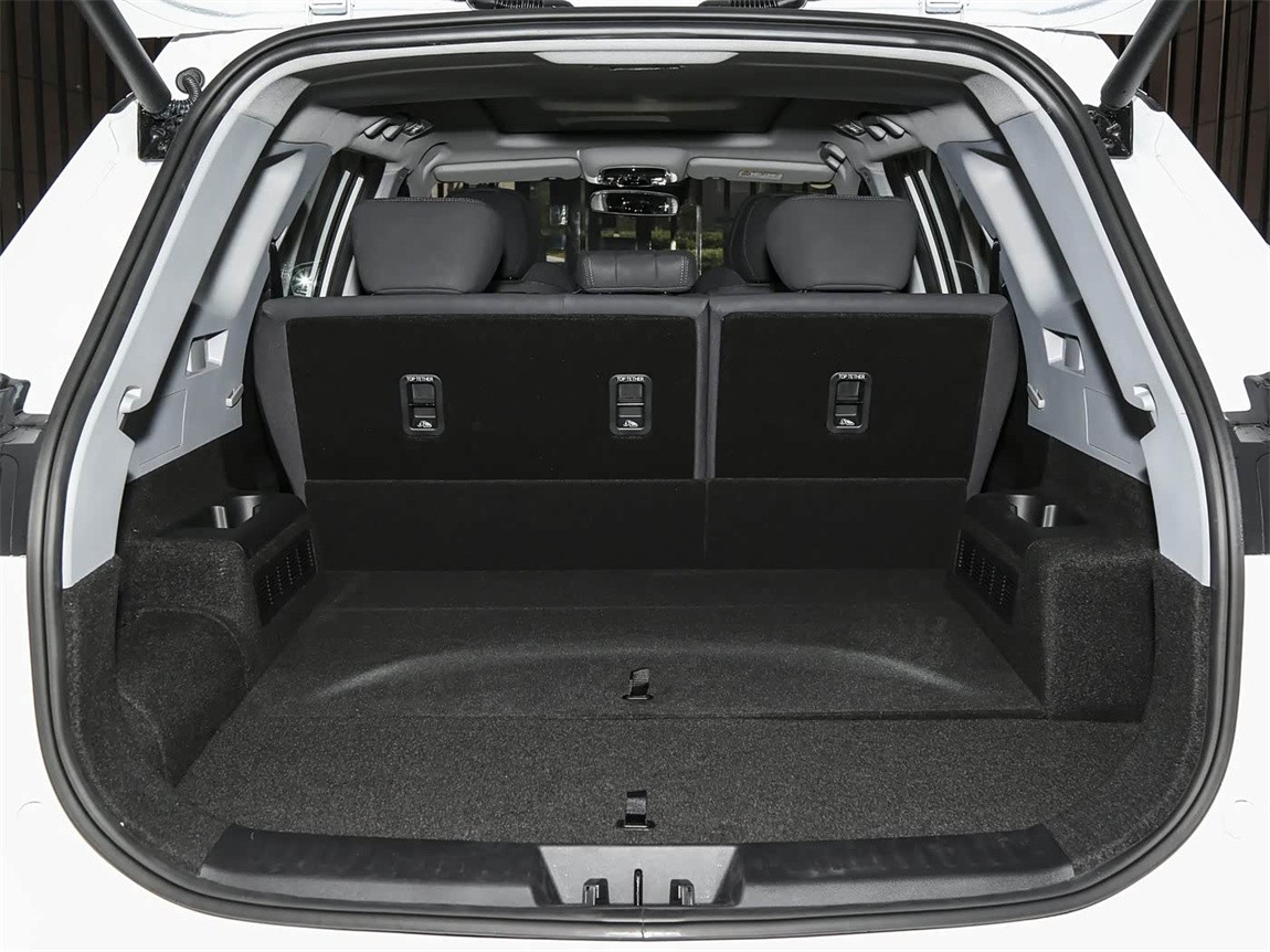 奇瑞 瑞虎8 PLUS C-DM 2025款 1.5T 116km 豪华型 5座 23
