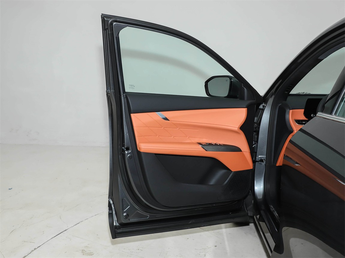 长安CS75PLUS 2025款 第四代 1.5T 新蓝鲸 智慧鲸悦版 5