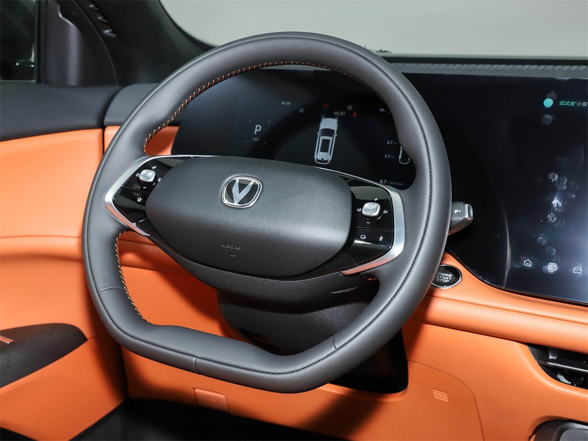 长安CS75PLUS 2025款 第四代 1.5T 新蓝鲸 智慧鲸悦版 6