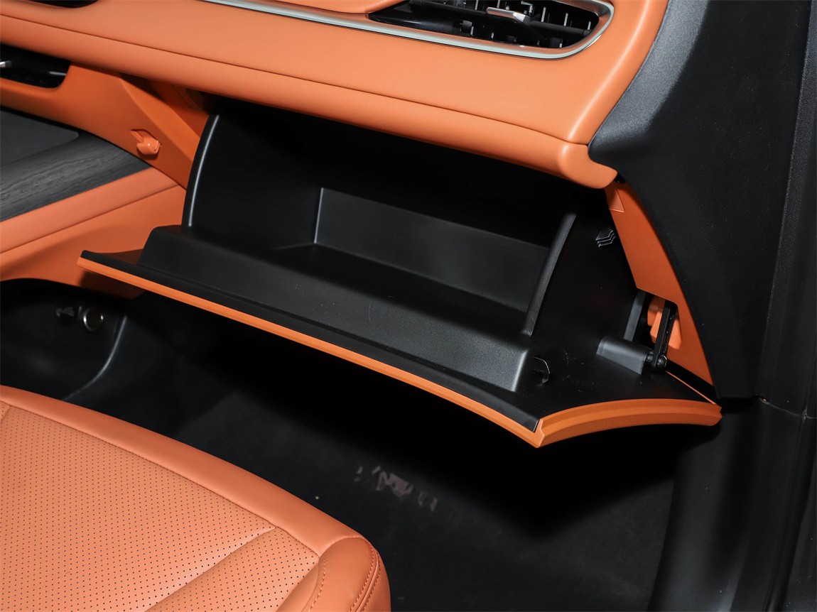 长安CS75PLUS 2025款 第四代 1.5T 新蓝鲸 智慧鲸悦版 9