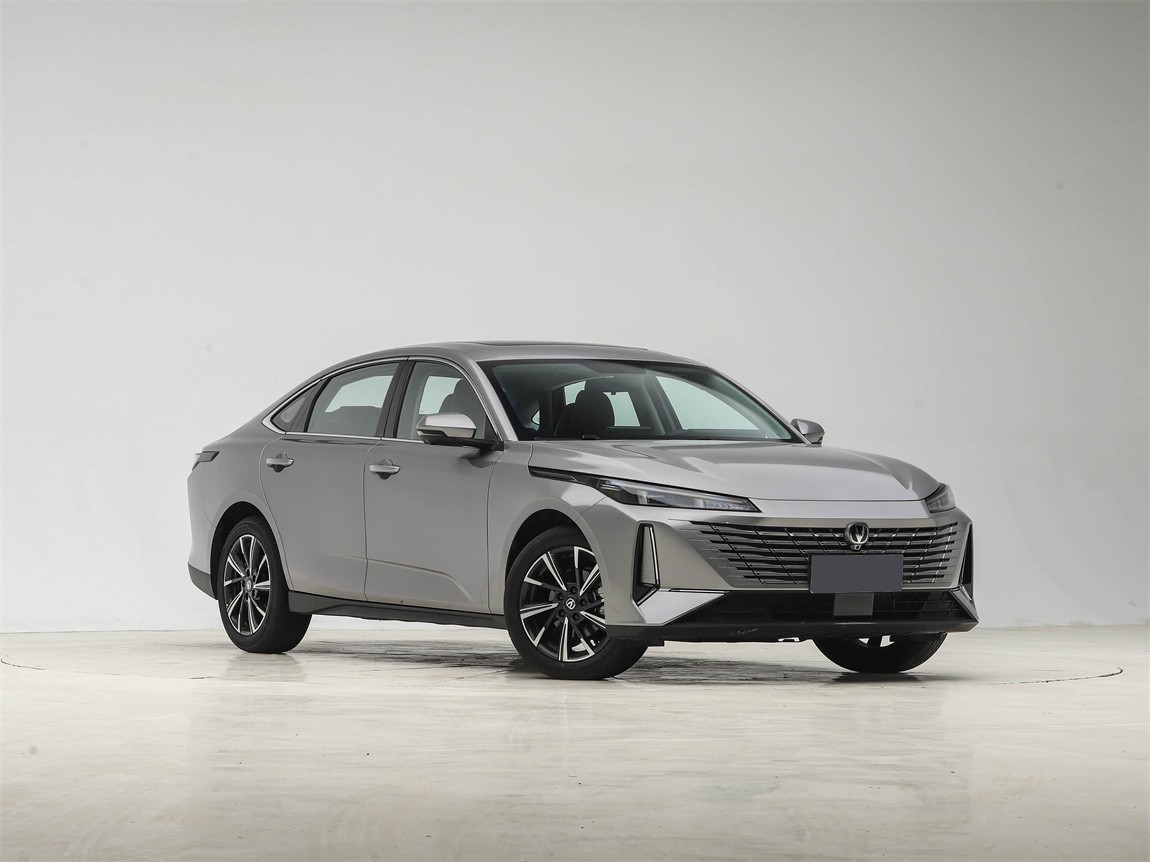 长安 逸动 2025款 蓝鲸 1.5T 500Bar旗舰型 3