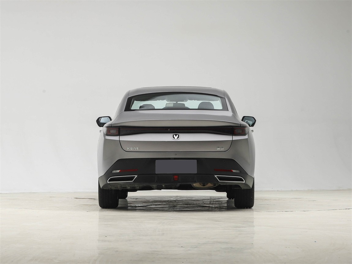 长安 逸动 2025款 蓝鲸 1.5T 500Bar旗舰型 19