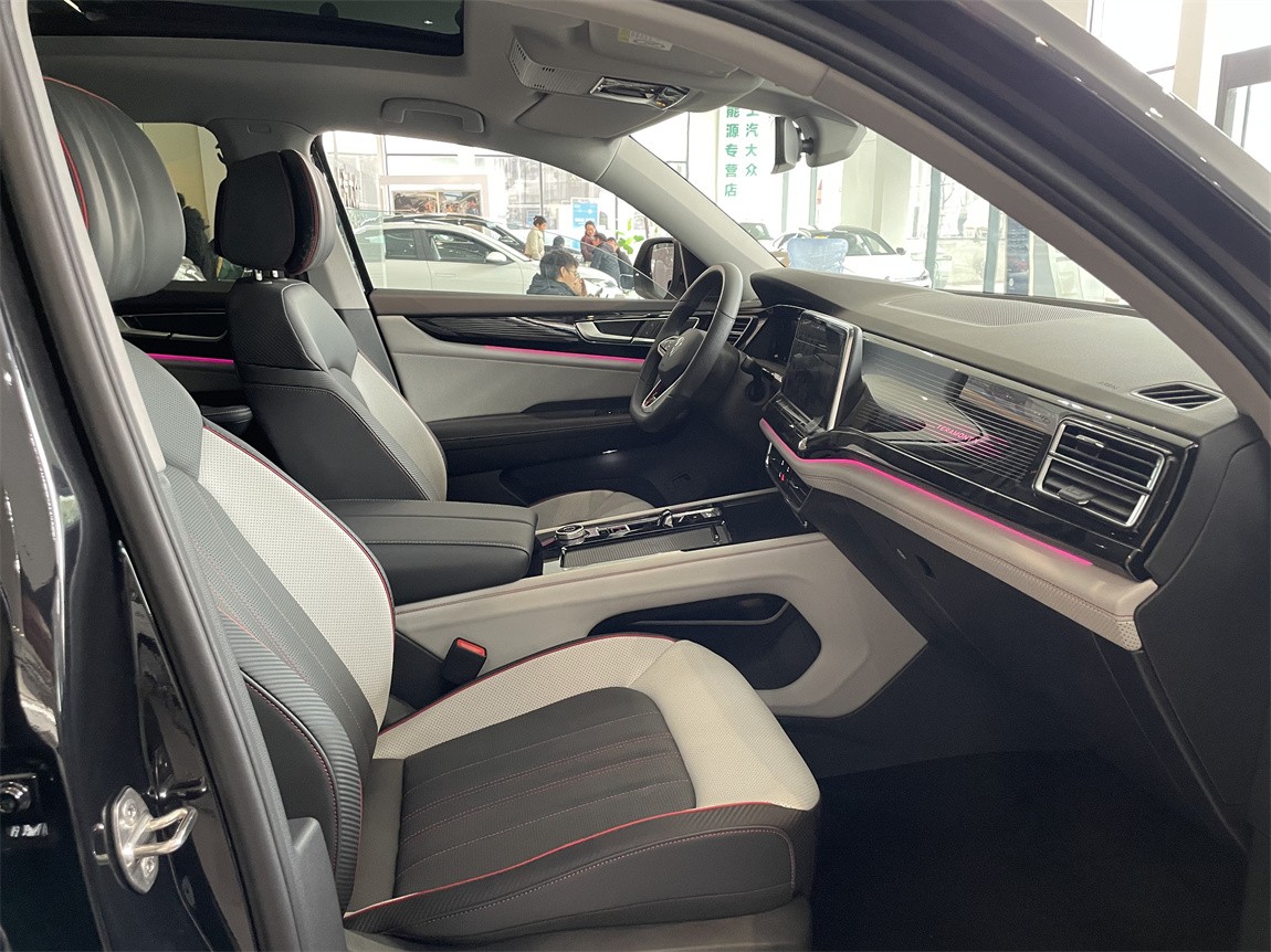 大众 途昂 2025款 途昂X 380TSI 四驱出众版 7