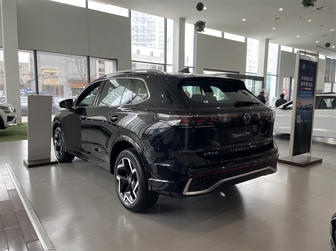 大众 途观L 2026款 PRO 380TSI 两驱 R-Line 智领版 12