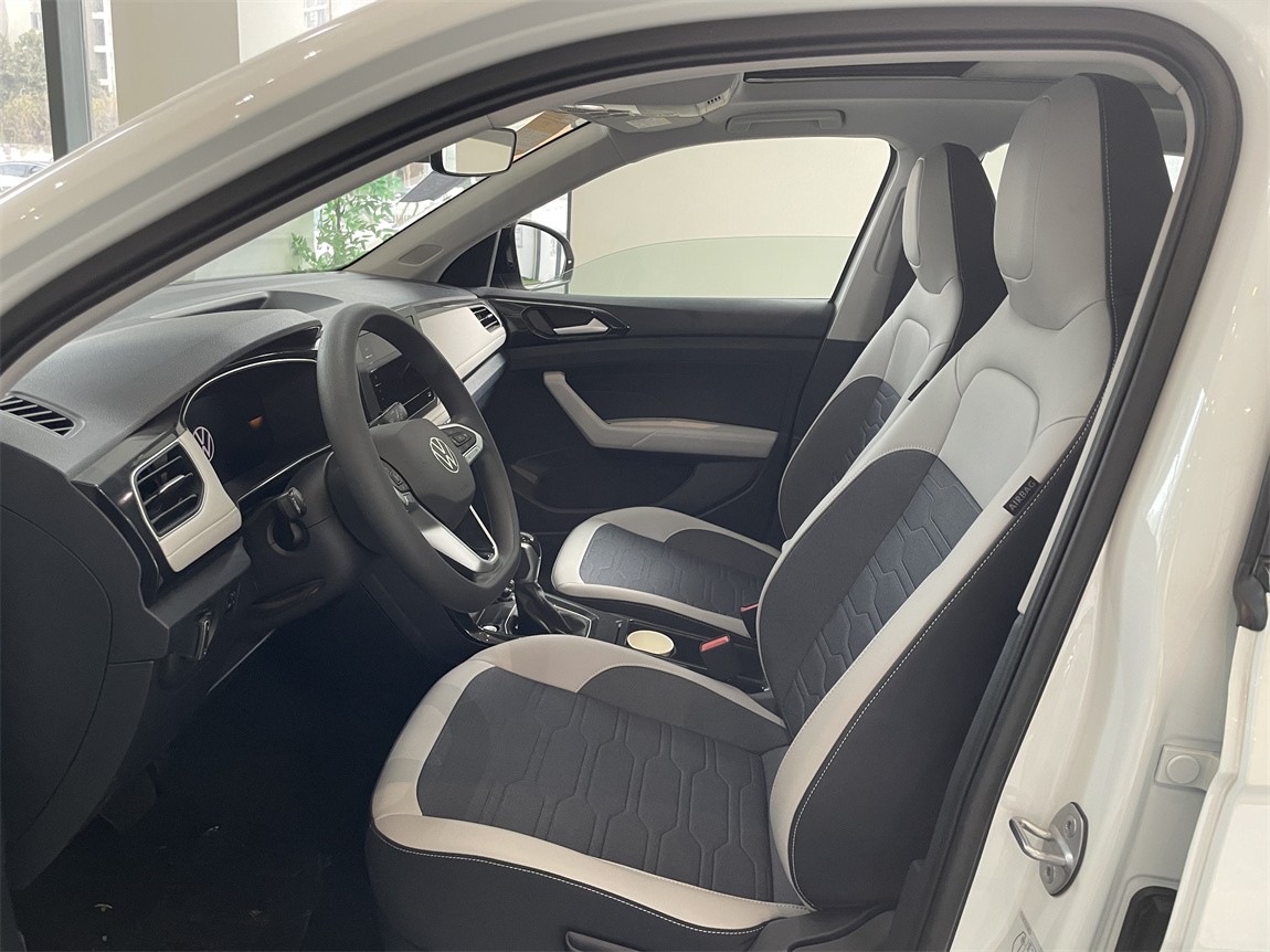 大众 途岳 2026款 新锐 300TSI 锐意版 6