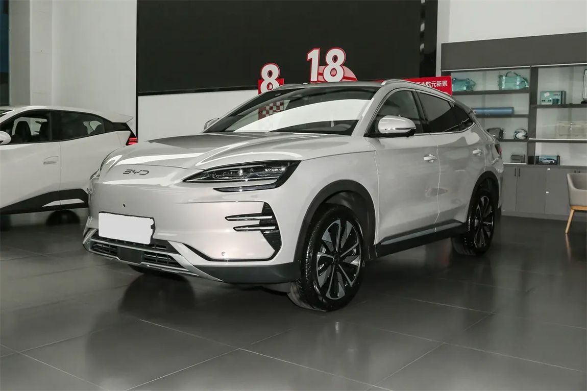 比亚迪 宋PLUS新能源 2025款 EV 605km 旗舰型