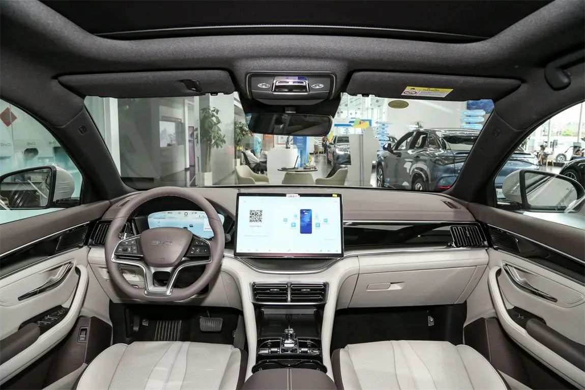 比亚迪 宋PLUS新能源 2025款 EV 605km 旗舰型 5