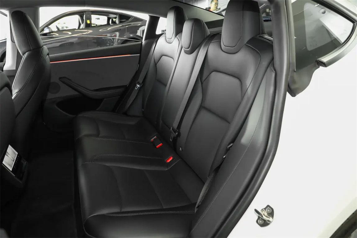 特斯拉 Model 3 2025款 改款 长续航后轮驱动版 4