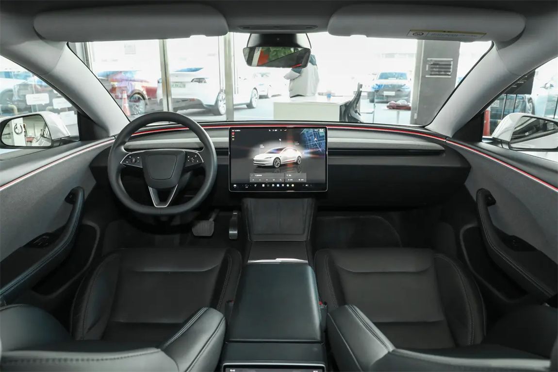 特斯拉 Model 3 2025款 改款 长续航后轮驱动版 5