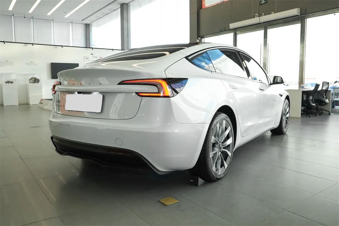 特斯拉 Model 3 2025款 改款 长续航后轮驱动版 6