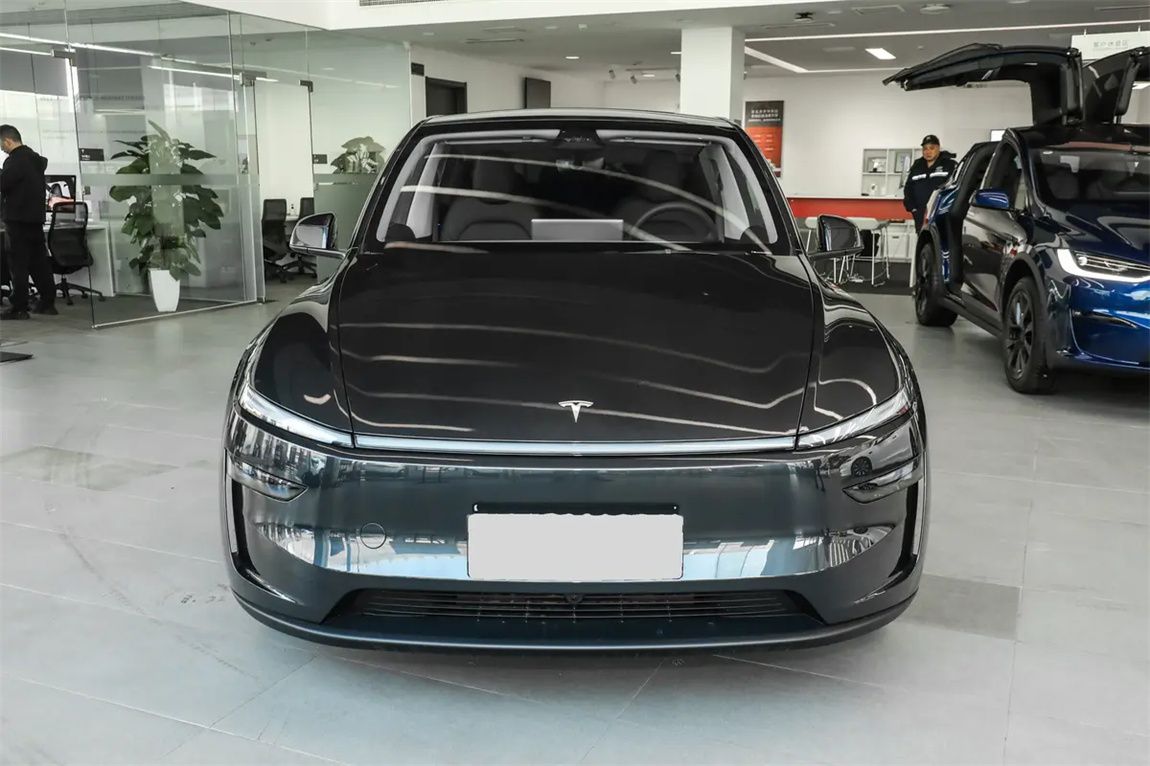 特斯拉 Model Y 2025款 后轮驱动版 2