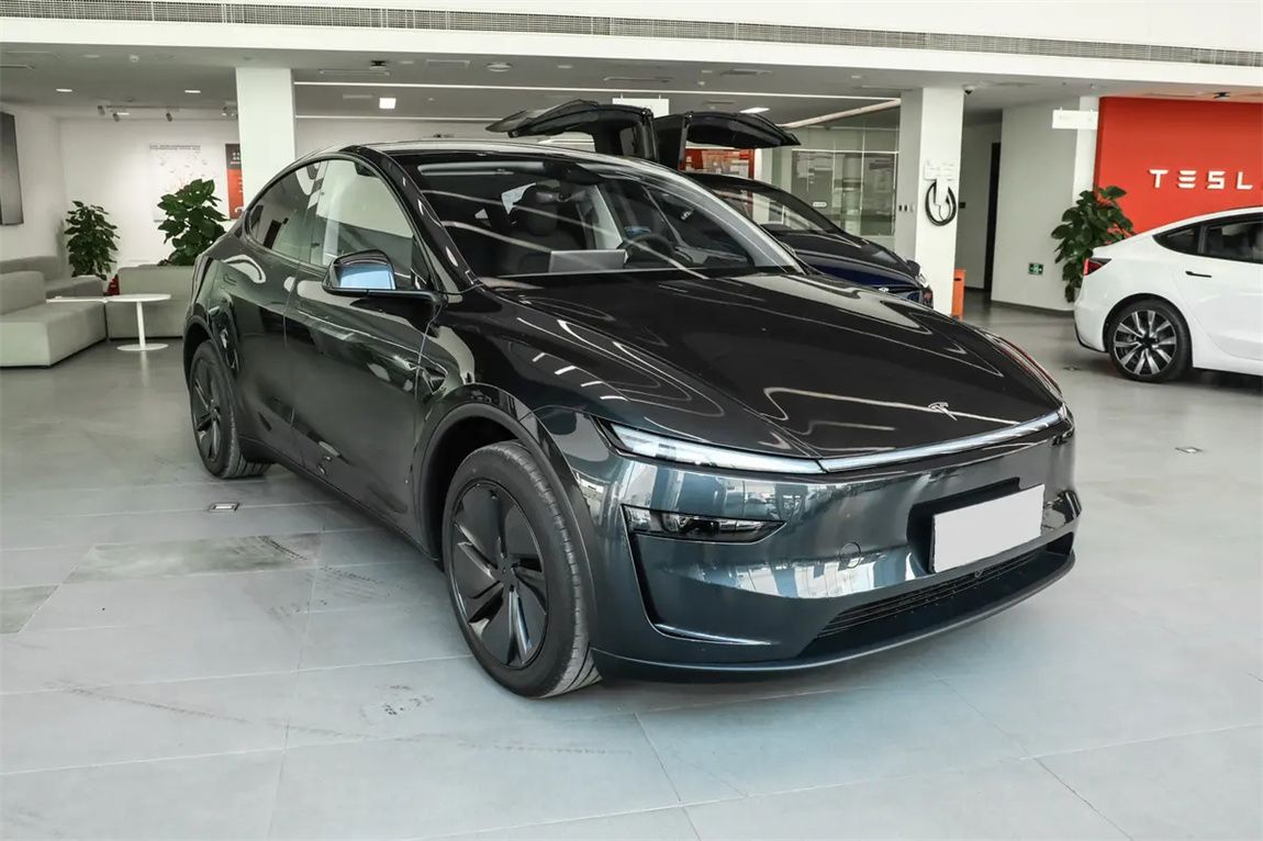 特斯拉 Model Y 2025款 后轮驱动版 3