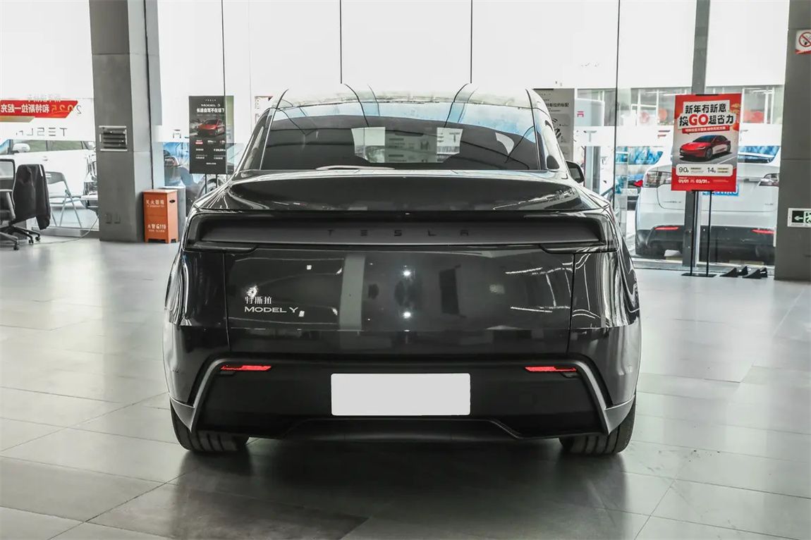 特斯拉 Model Y 2025款 后轮驱动版 10