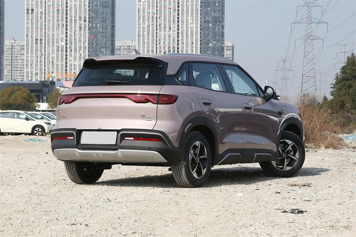 比亚迪 元UP 2025款 智驾版 401KM 超越型 7