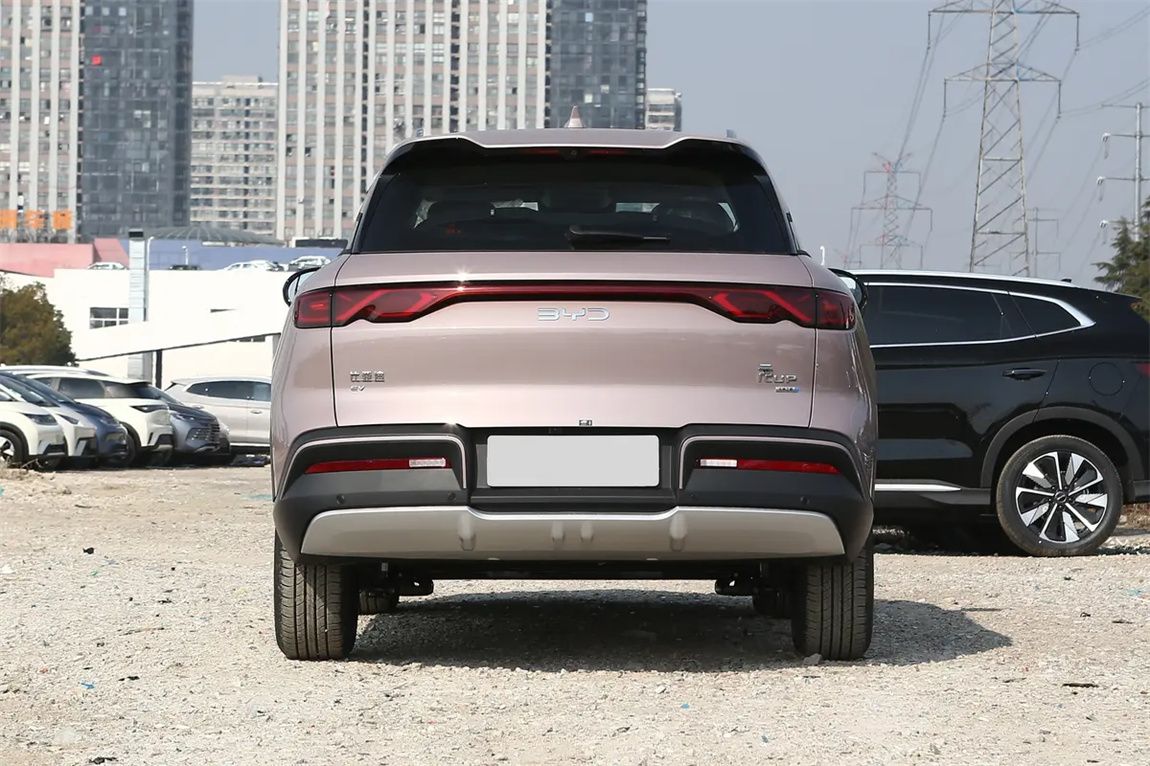 比亚迪 元UP 2025款 智驾版 401KM 超越型 8