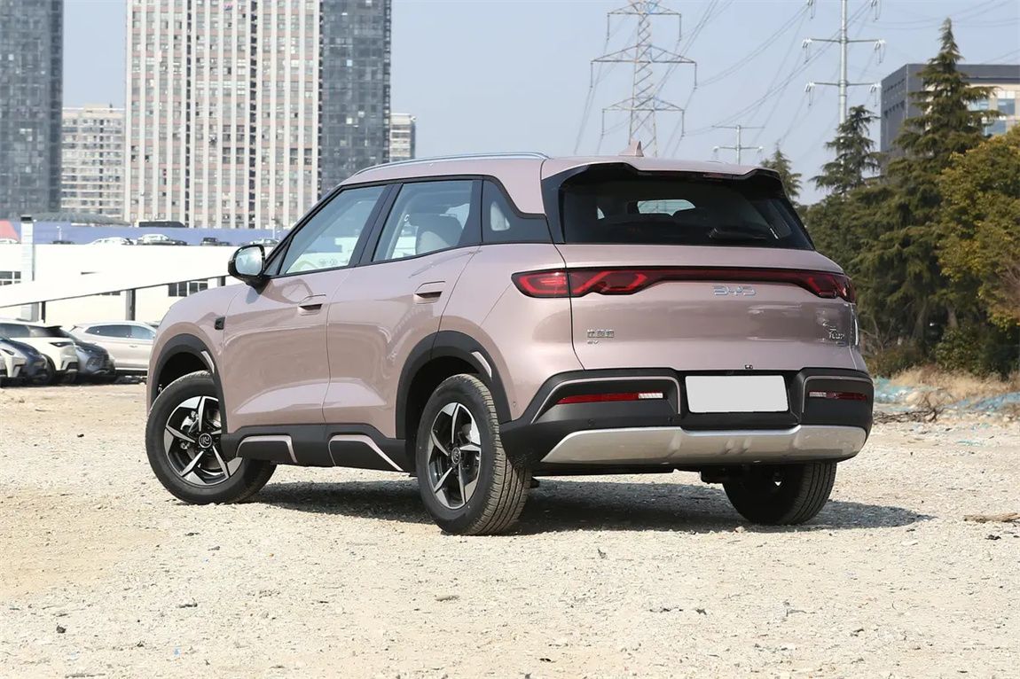 比亚迪 元UP 2025款 智驾版 401KM 超越型 9