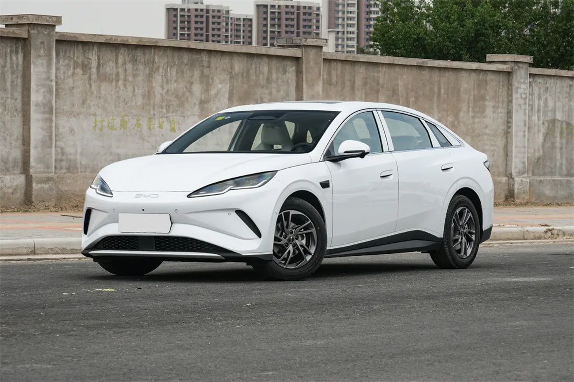 比亚迪 海豹06 2025款 EV 545KM尊享型