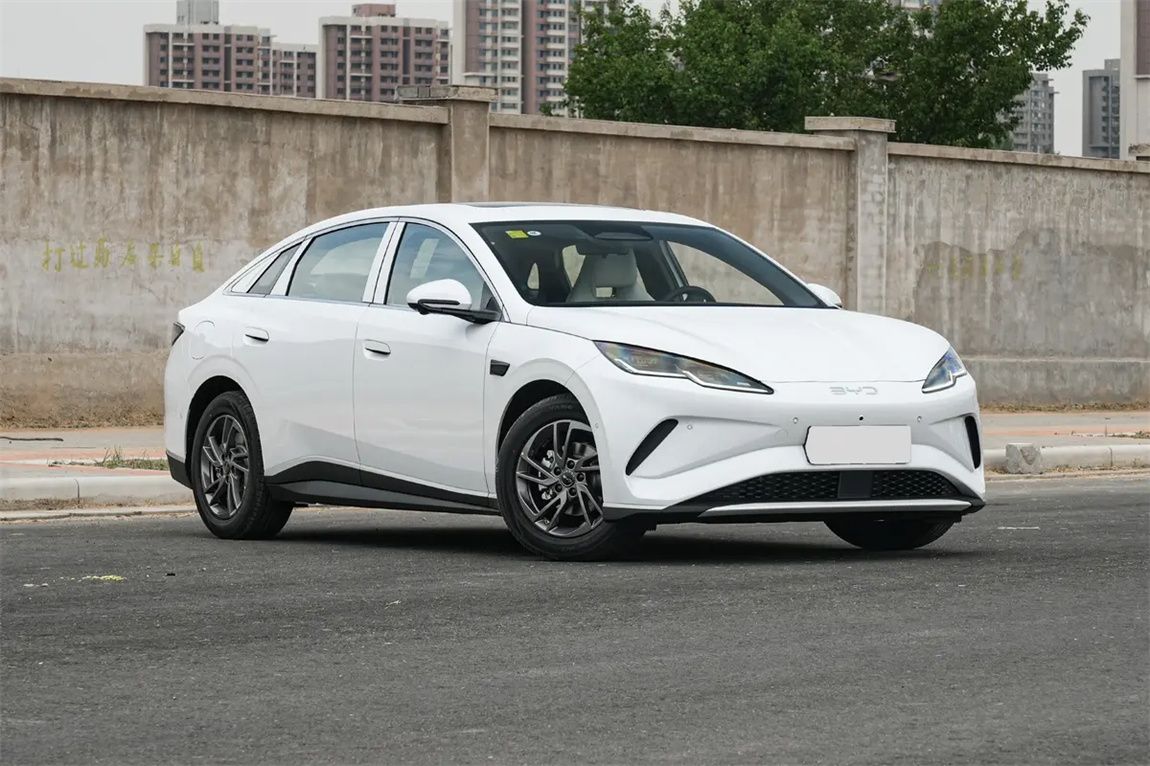 比亚迪 海豹06 2025款 EV 545KM尊享型 2