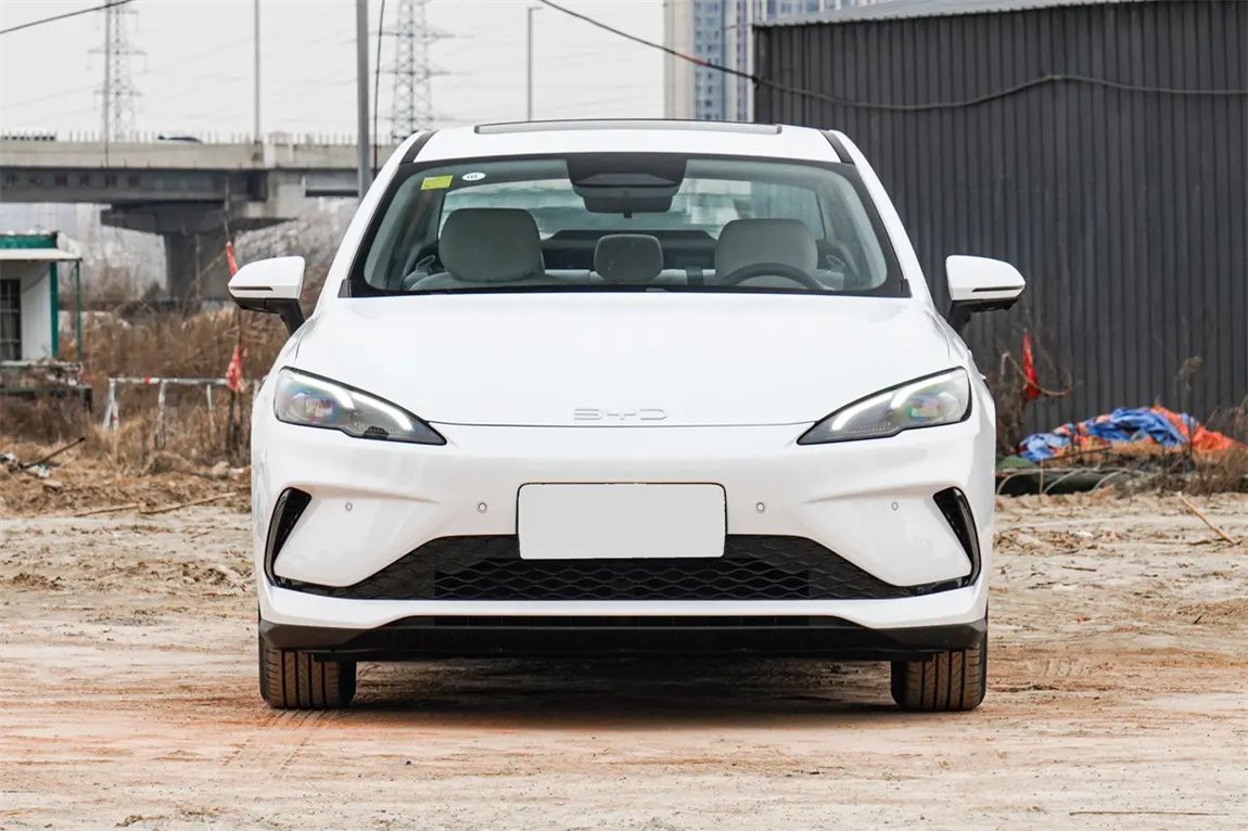 比亚迪 海豹05 DM-i 2025款 DM-i 智驾版 55KM尊贵型 2