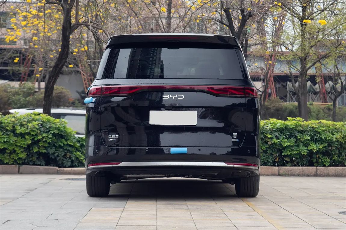 比亚迪 夏 2025款 DM-i 1.5T 100km 超越型 9