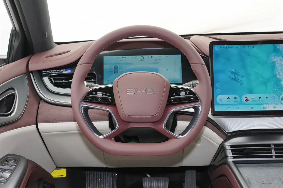 比亚迪 海豹07 DM-i 2025款 DM-i 1.5L 125km 尊贵型 5