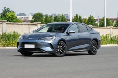 比亚迪 海豹07 DM-i 2025款 DM-i 1.5L 125km 尊贵型 12