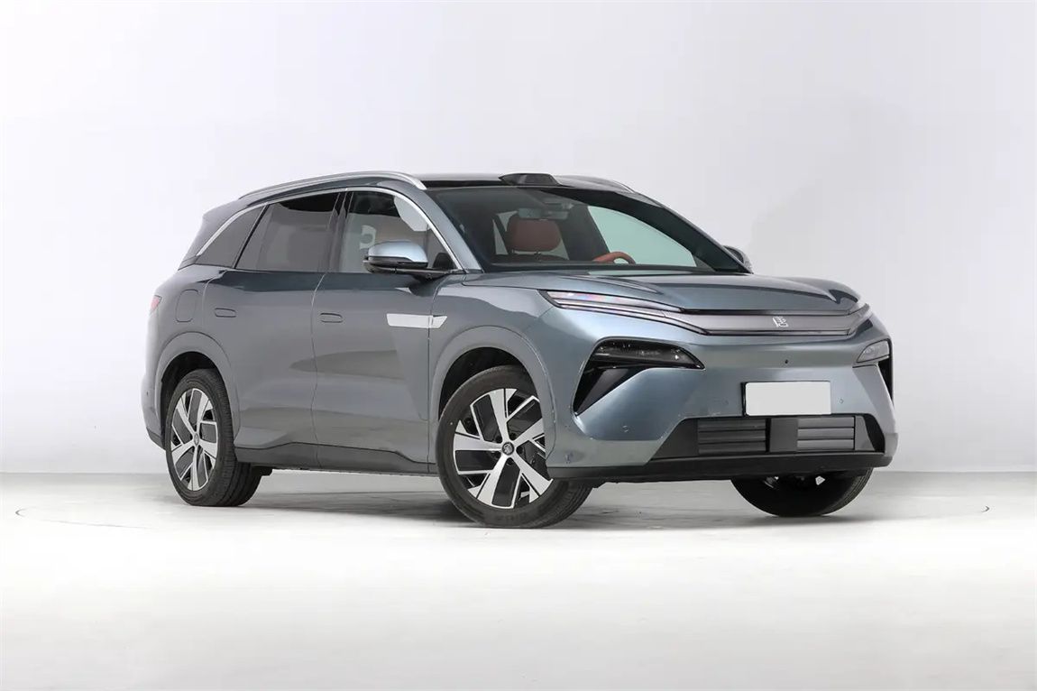 比亚迪 唐L 2025款 EV 670KM激光雷达旗舰型 3