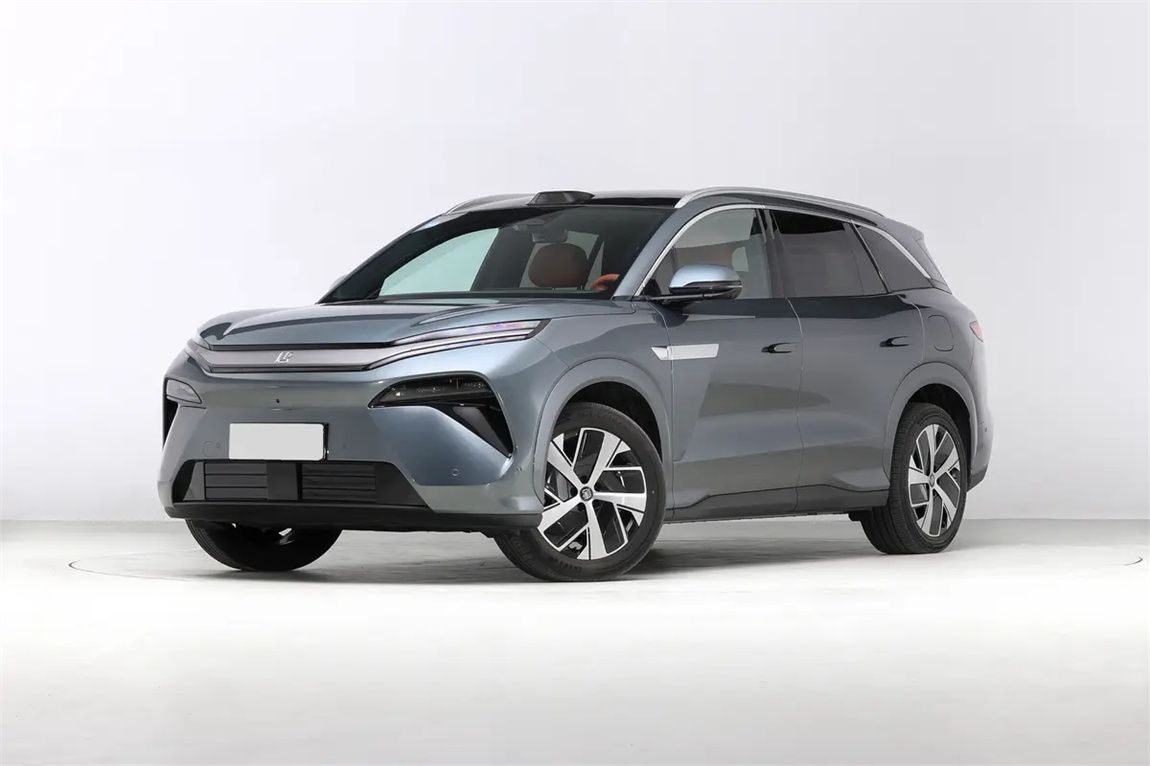 比亚迪 唐L 2025款 EV 670KM激光雷达旗舰型 10